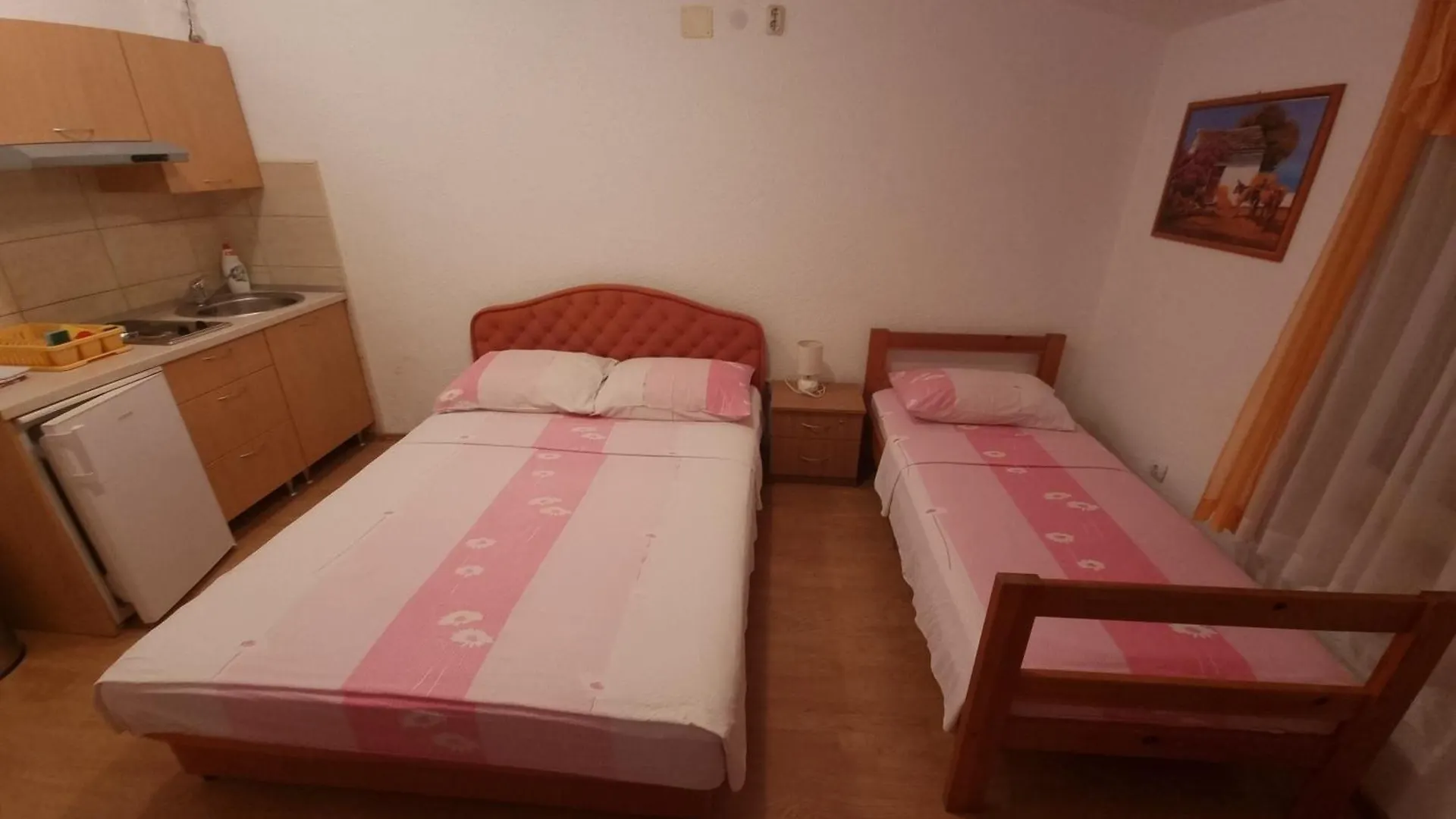 Apartments Cipetic Kastela 0*,  Croatia