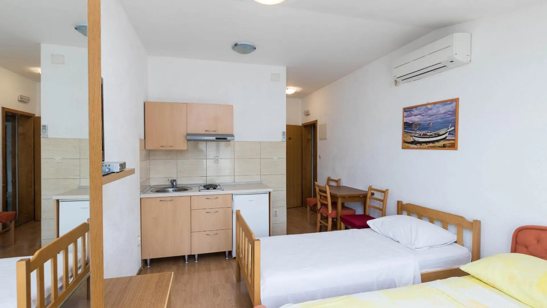 Apartments Cipetic Kastela Croatia