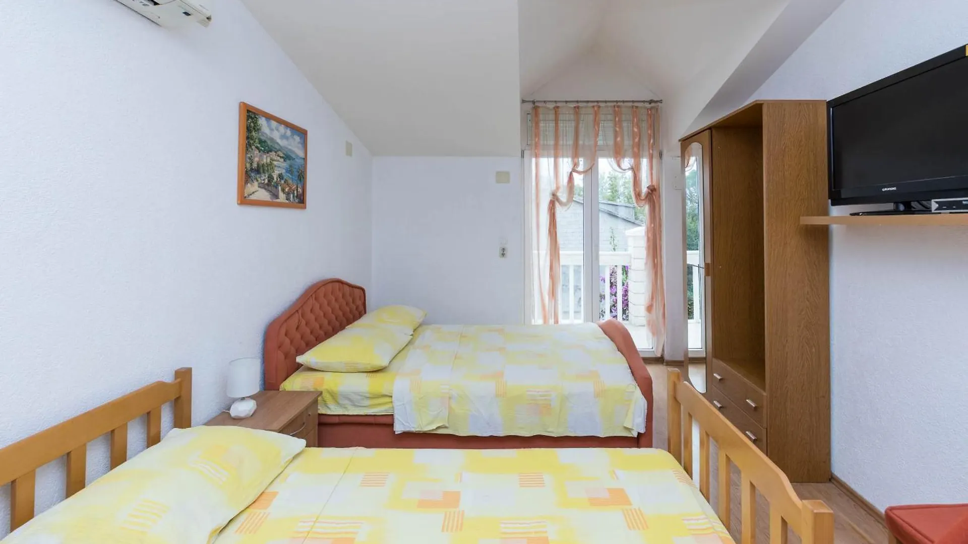 Apartments Cipetic Kastela Croatia