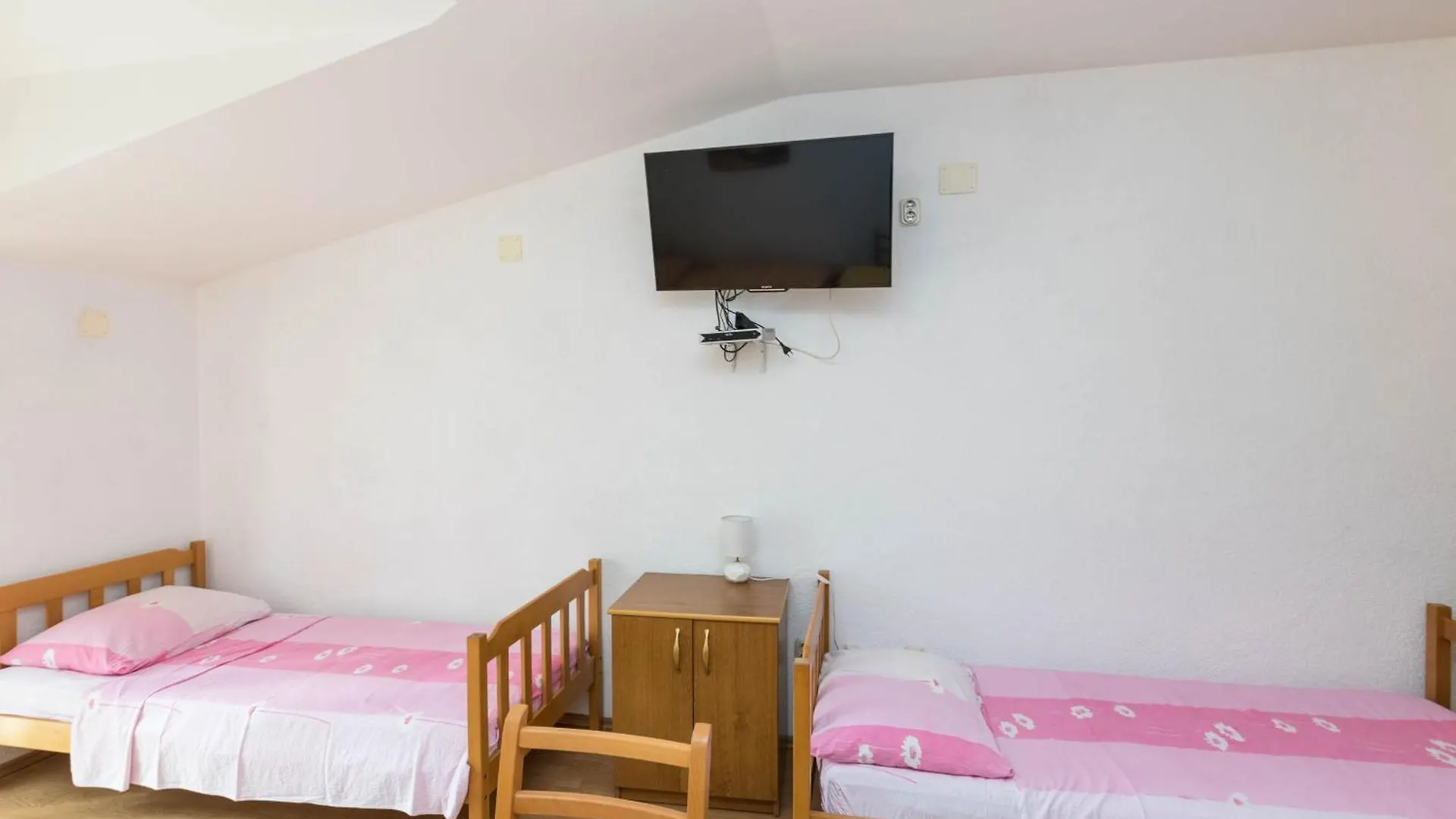 Apartments Cipetic Kastela Croatia