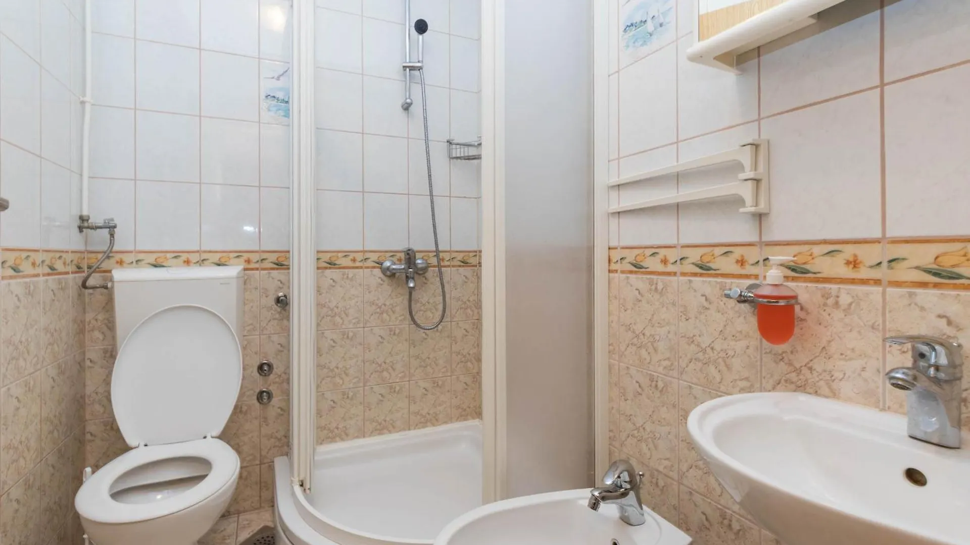 Apartments Cipetic Kastela