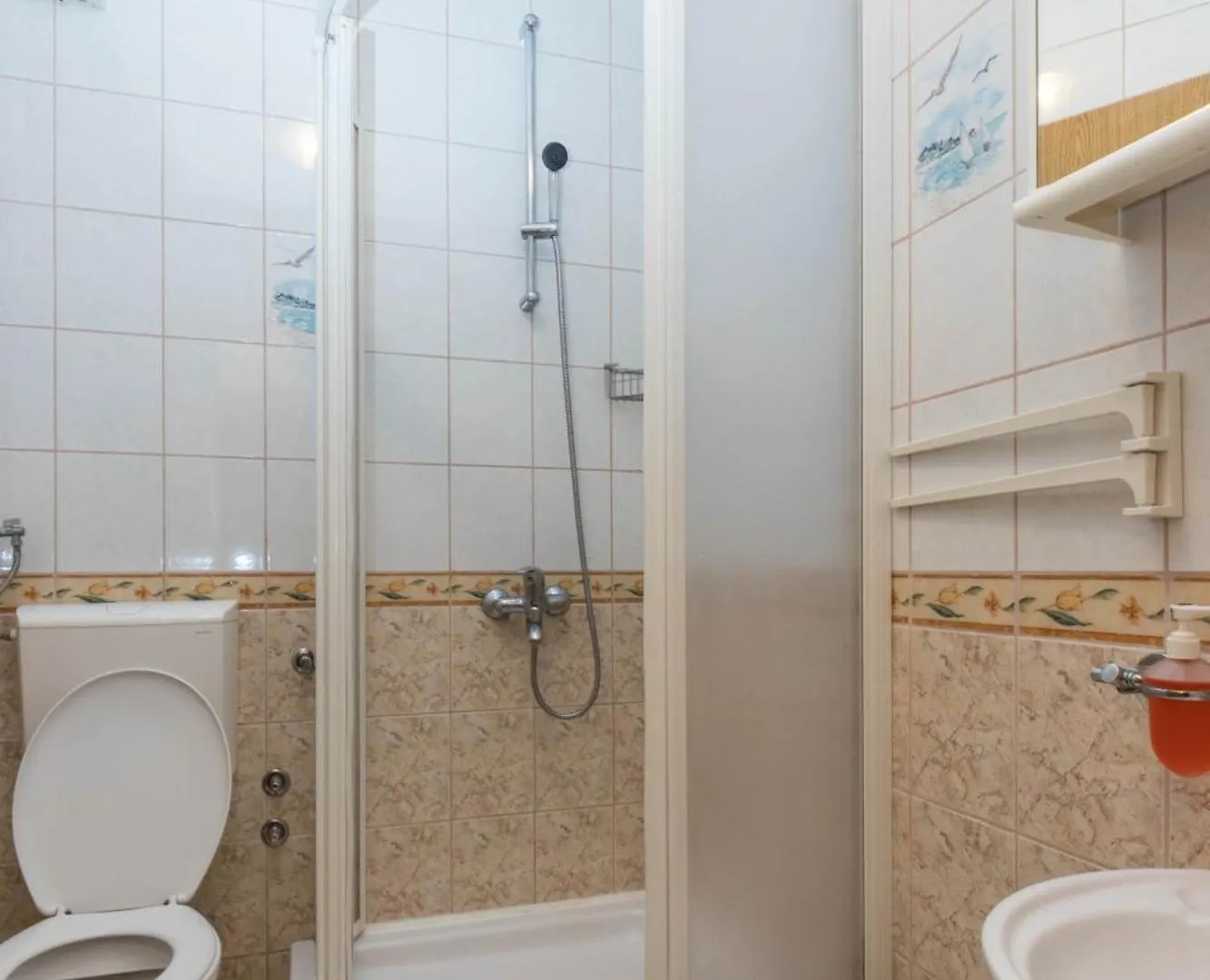 Apartments Cipetic Kastela 0*,